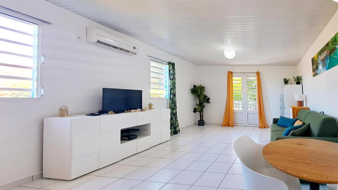 Grand Studio Meuble De 35M² Apartment ฟอร์-เดอ-ฟร็องส์ ภายนอก รูปภาพ